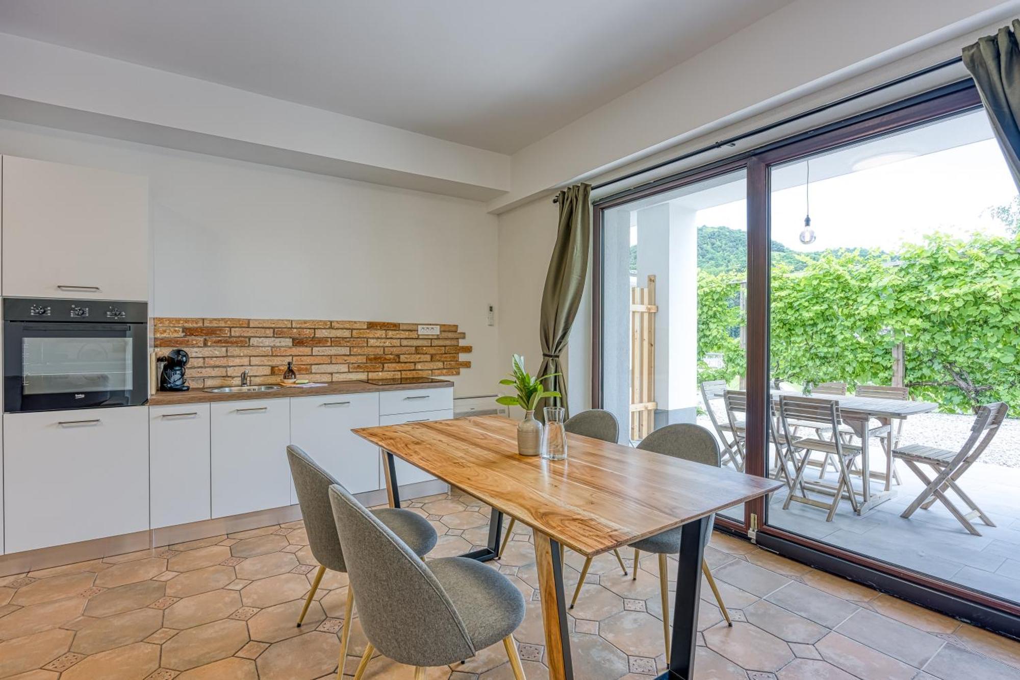 Vila Lisjak - Apartments Podčetrtek Chambre photo