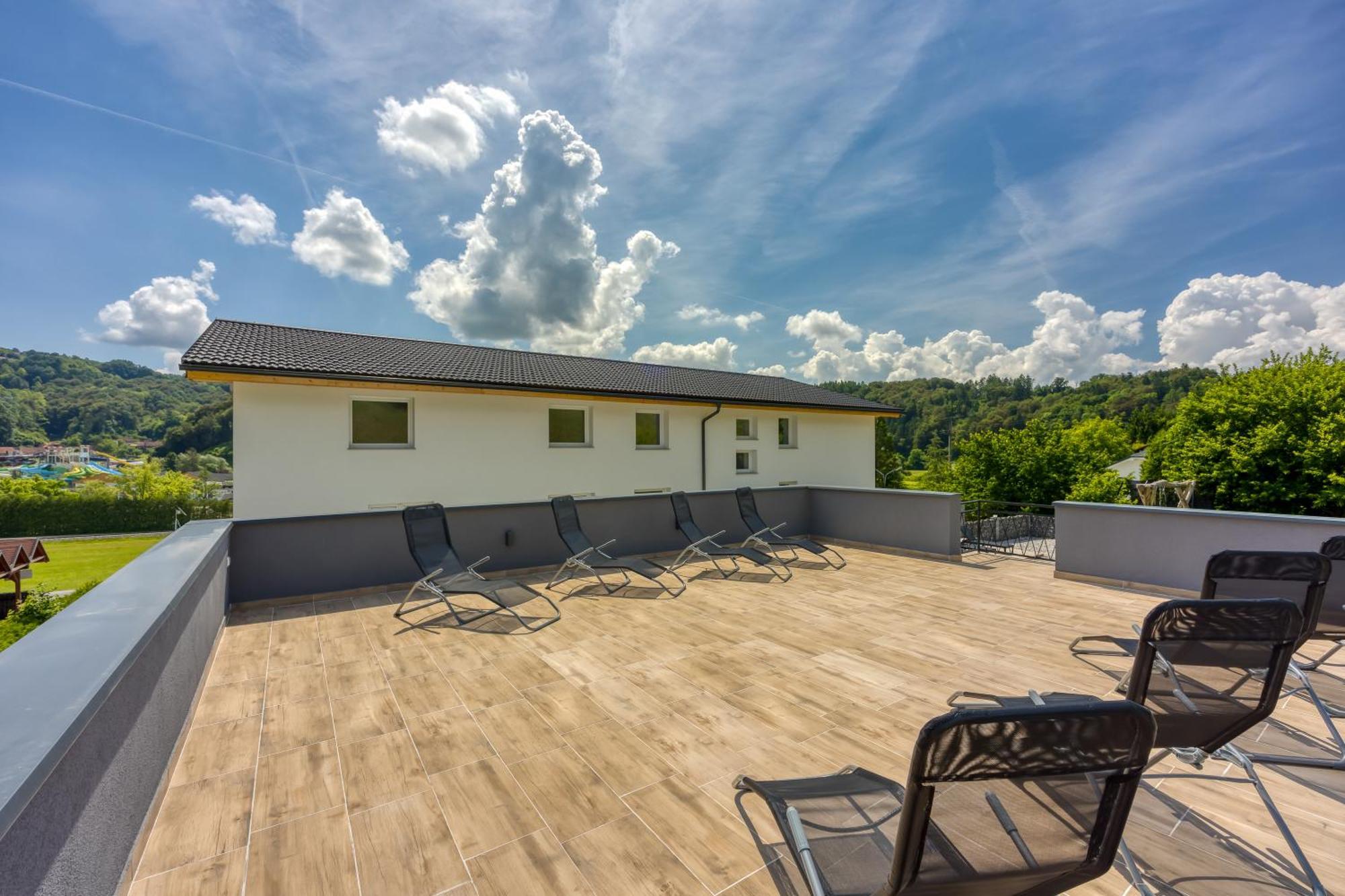 Vila Lisjak - Apartments Podčetrtek Extérieur photo